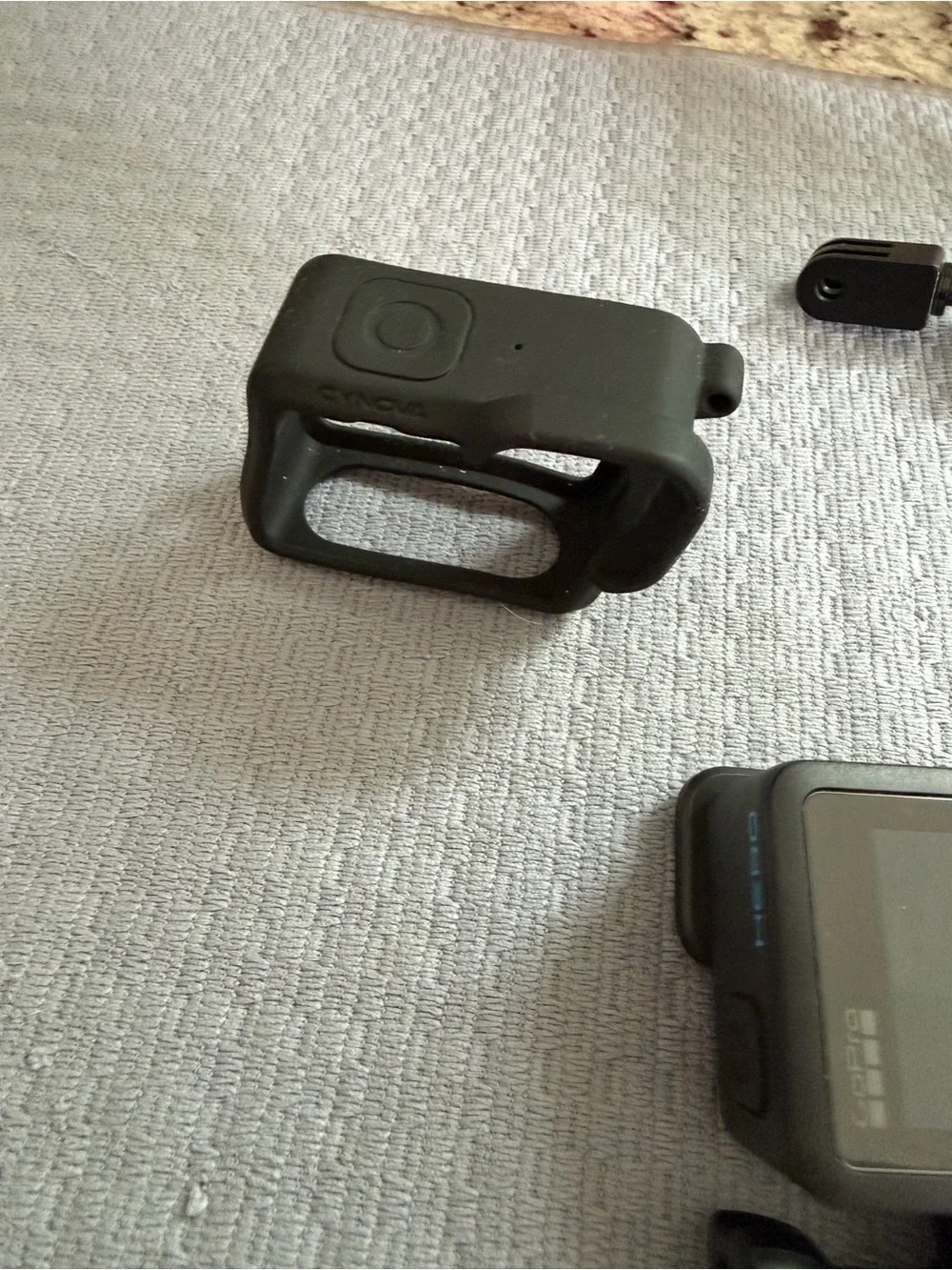 GoPro Hero - waterproof action camera w ultra HD video, 12 MP photo, touchscreen